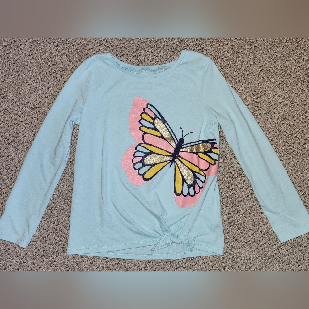 🦋  Cute Butterfly Shirt